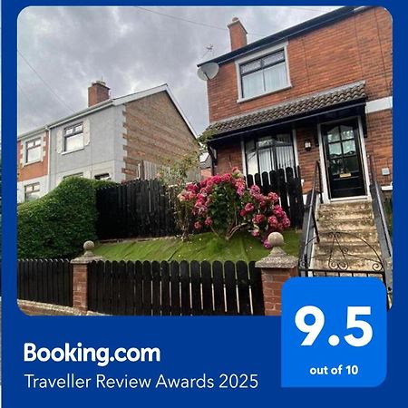 Mairead - Cosy Property In Gaeltacht Quarter Μπέλφαστ Εξωτερικό φωτογραφία